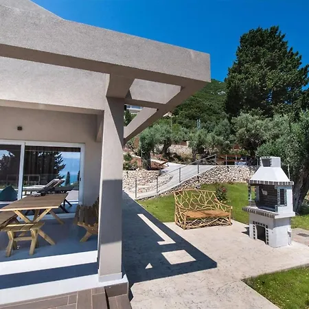 Greece Holidays Villa Nikiana