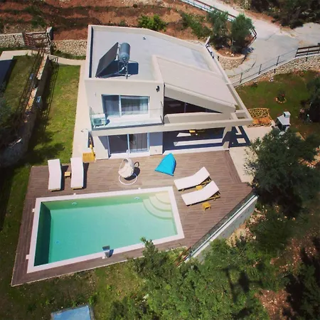 Greece Holidays Villa Nikiana