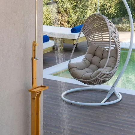 Greece Holidays Villa Nikiana